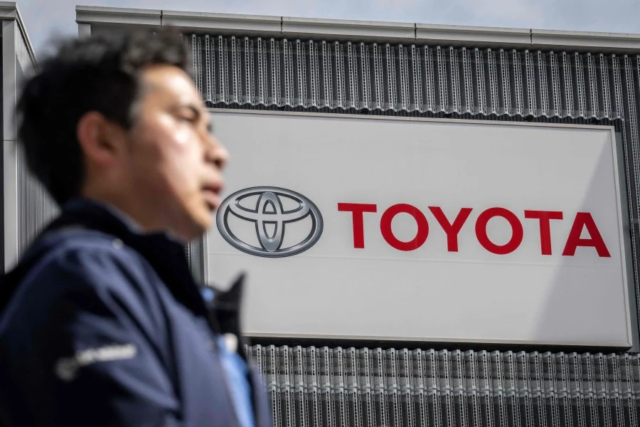 Toyota: இந்தியாவில் முதல் இ-கார் அறிமுகம்..!!